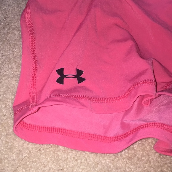 Spandex underarmour pants and a green and blue bra - Picture 2 of 7